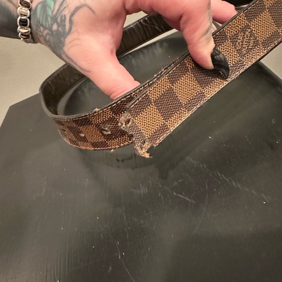 Louis Vuitton Damier Ebene Belt - Picture 7 of 7